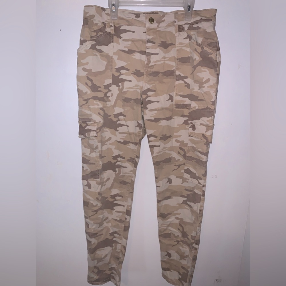 Hollister Cargo Pants skinny ankle with side pockets
